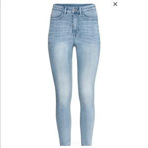 Divided high waisted jeans